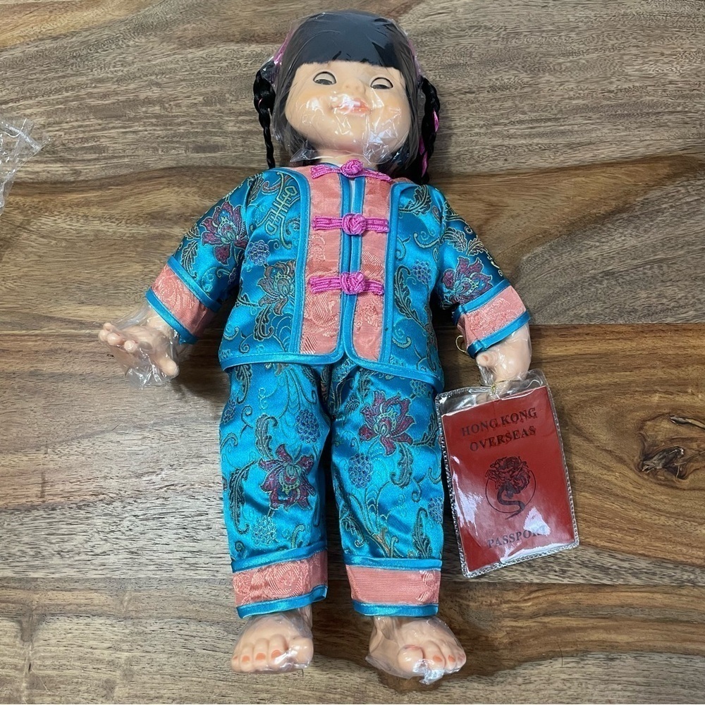 Vintage Hong‎ Kong Passport Chinese Dolls Articular Eyelids Blue Pink